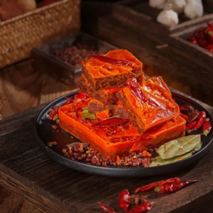 火鍋調(diào)料里，紅油加工為何如此關(guān)鍵？原因探索